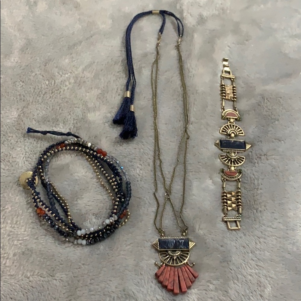 RETIRED Chloe + Isabel set